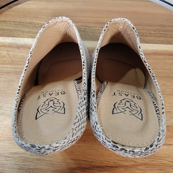 Beast Fashion Snakeskin Print Western Mule Booties Size 6 - Picture 14 of 17